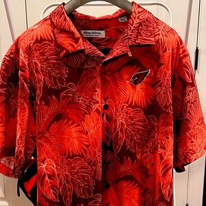 Tommy Bahama Men’s NFL Hawaiian Cardinals button down shirt